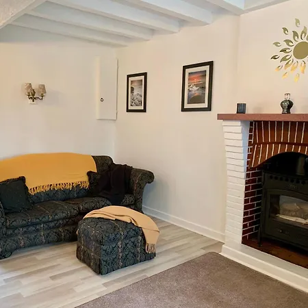 Beautiful For A Tranquil, Rural Retreat * Brece (Mayenne)
