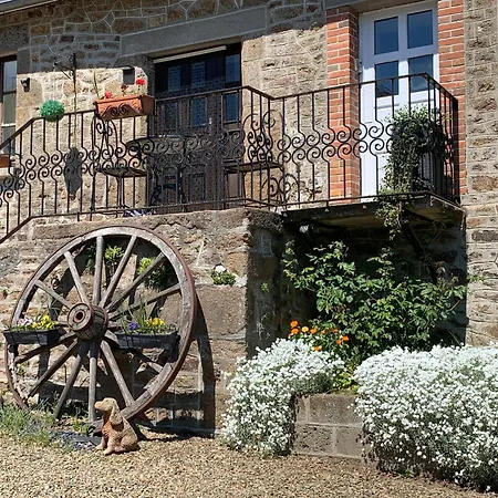 Beautiful For A Tranquil, Rural Retreat * Brece (Mayenne)